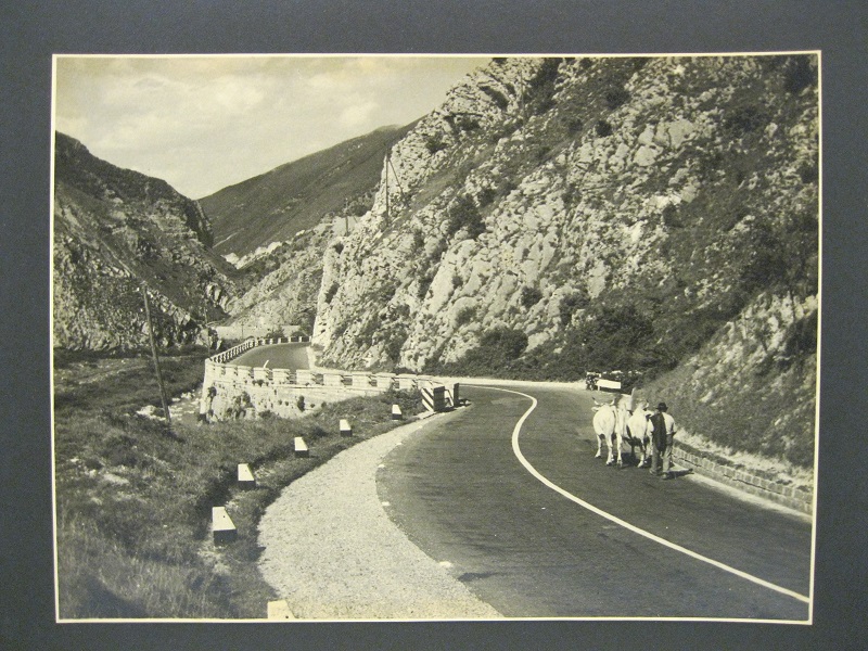 Marche. Via Flaminia. Gole del Burano, 27 maggio 1955